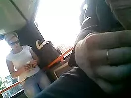Teini nussii suomalaisia seksivideoita sisään keittiö